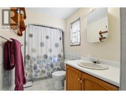 30 Hohner Avenue, Kitchener, ON N2H2V4 Photo 13