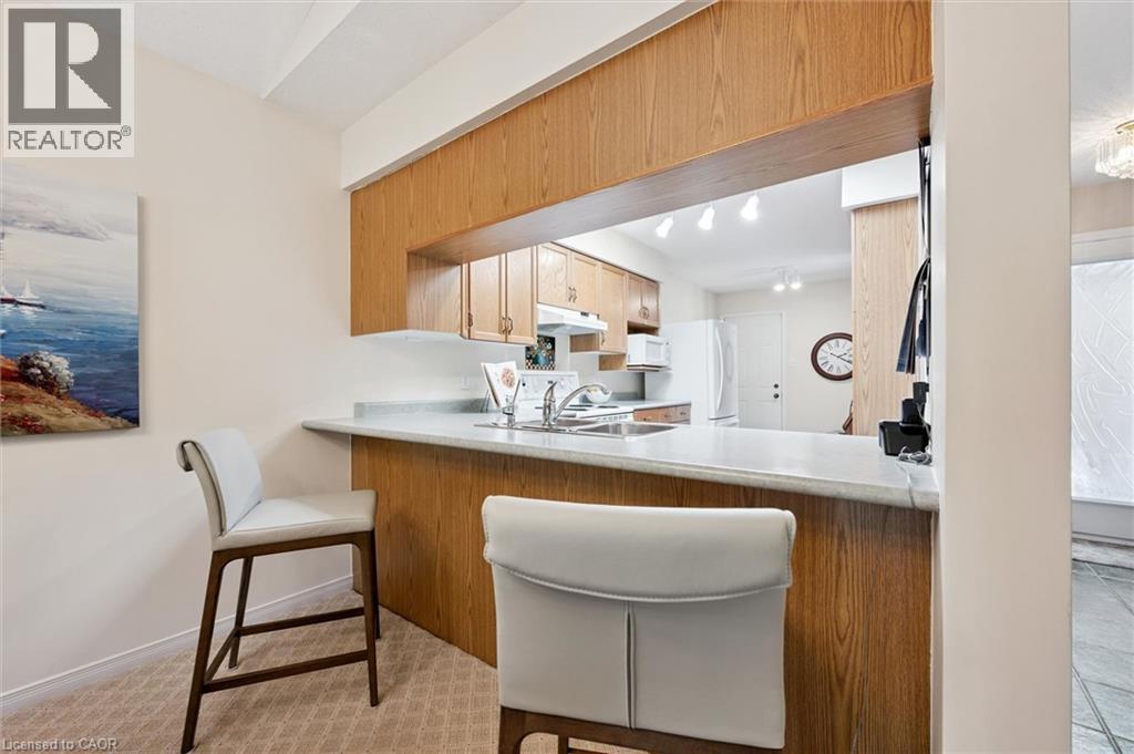 658 ELLESMERE Court - 12