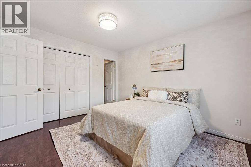 658 ELLESMERE Court - 19