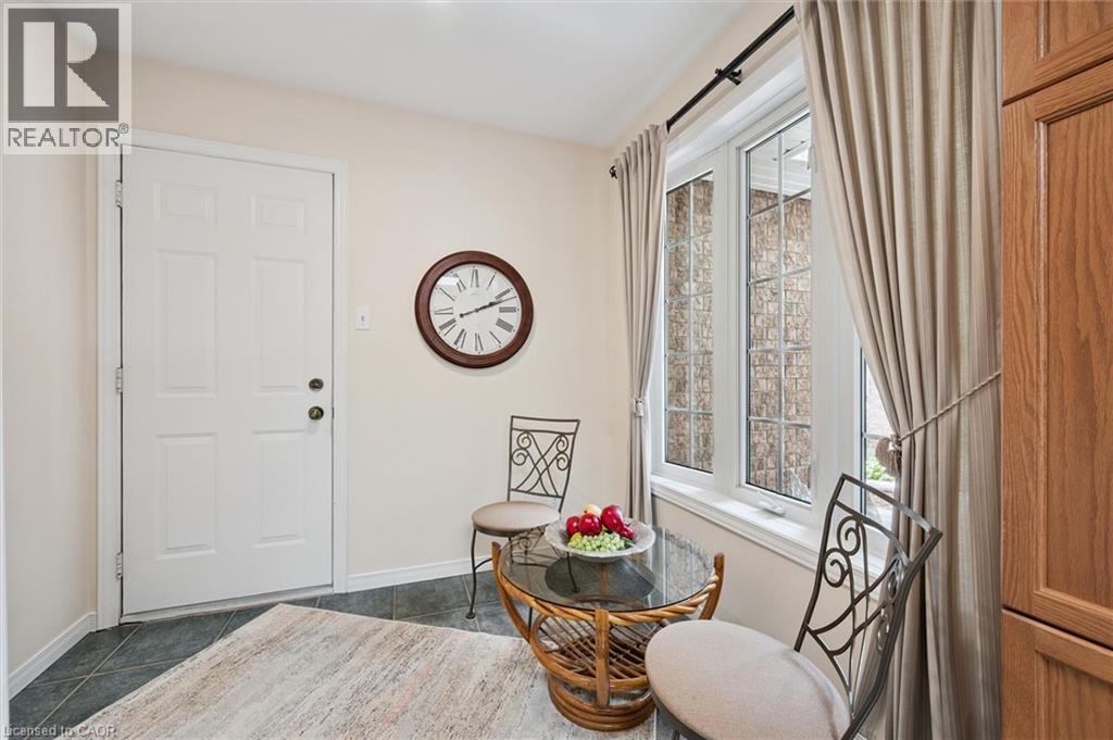 658 ELLESMERE Court - 11