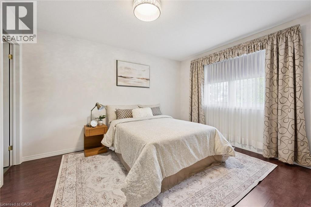 658 ELLESMERE Court - 17