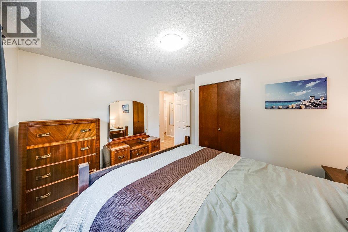 1618 Victoria Avenue - 26