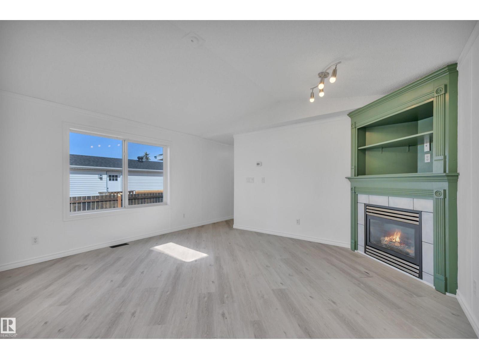 1575 Jubilee DR - 8