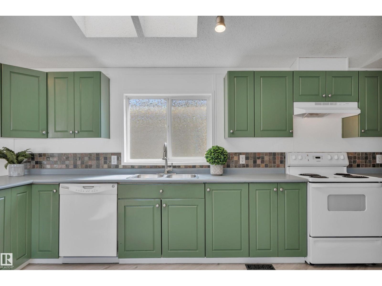 1575 Jubilee DR - 12