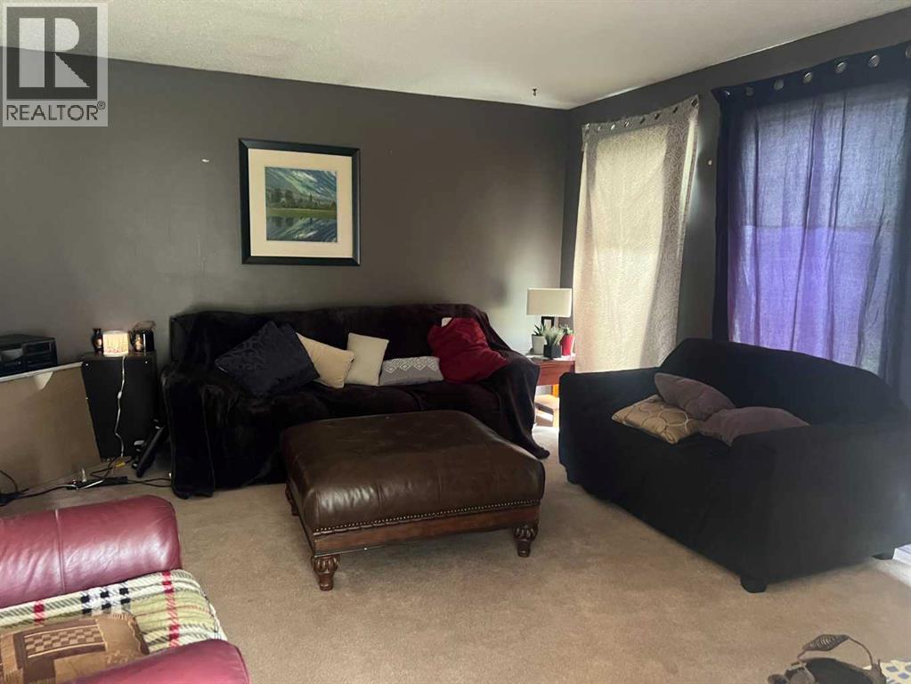 806 7 A Street - 10
