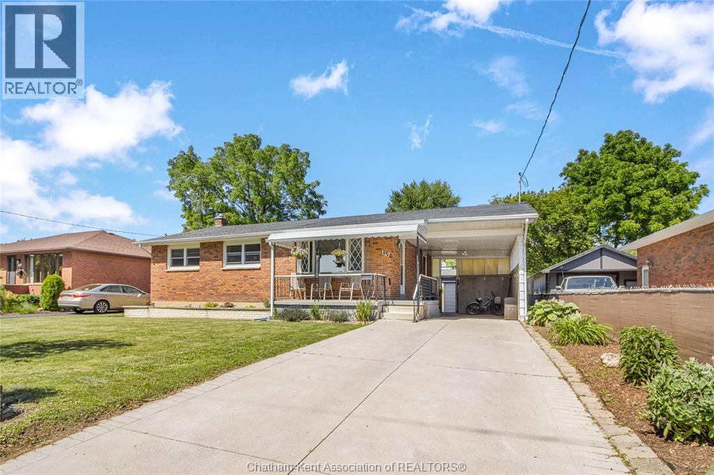 147 COVERDALE STREET - 1