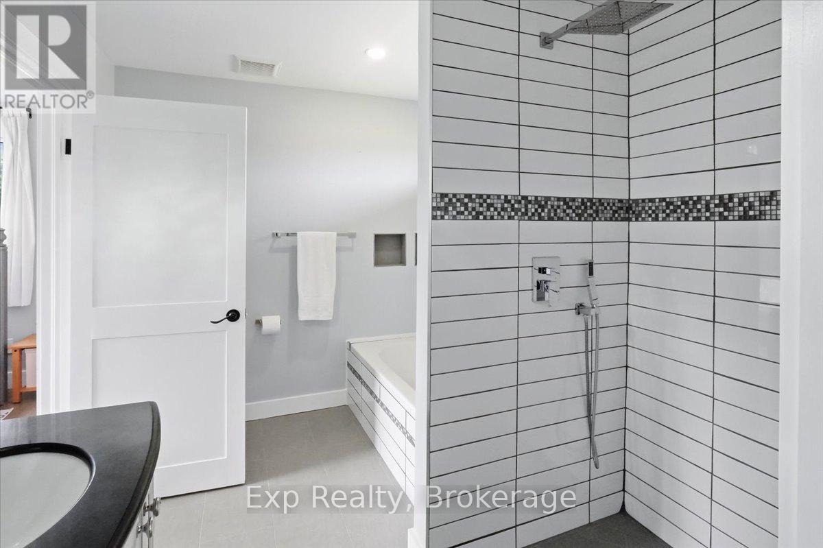 27 GREENWAY CIRCLE - 15