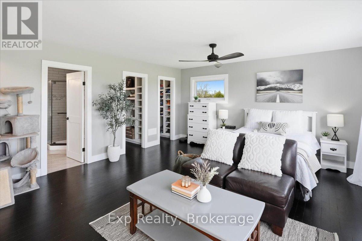27 GREENWAY CIRCLE - 21