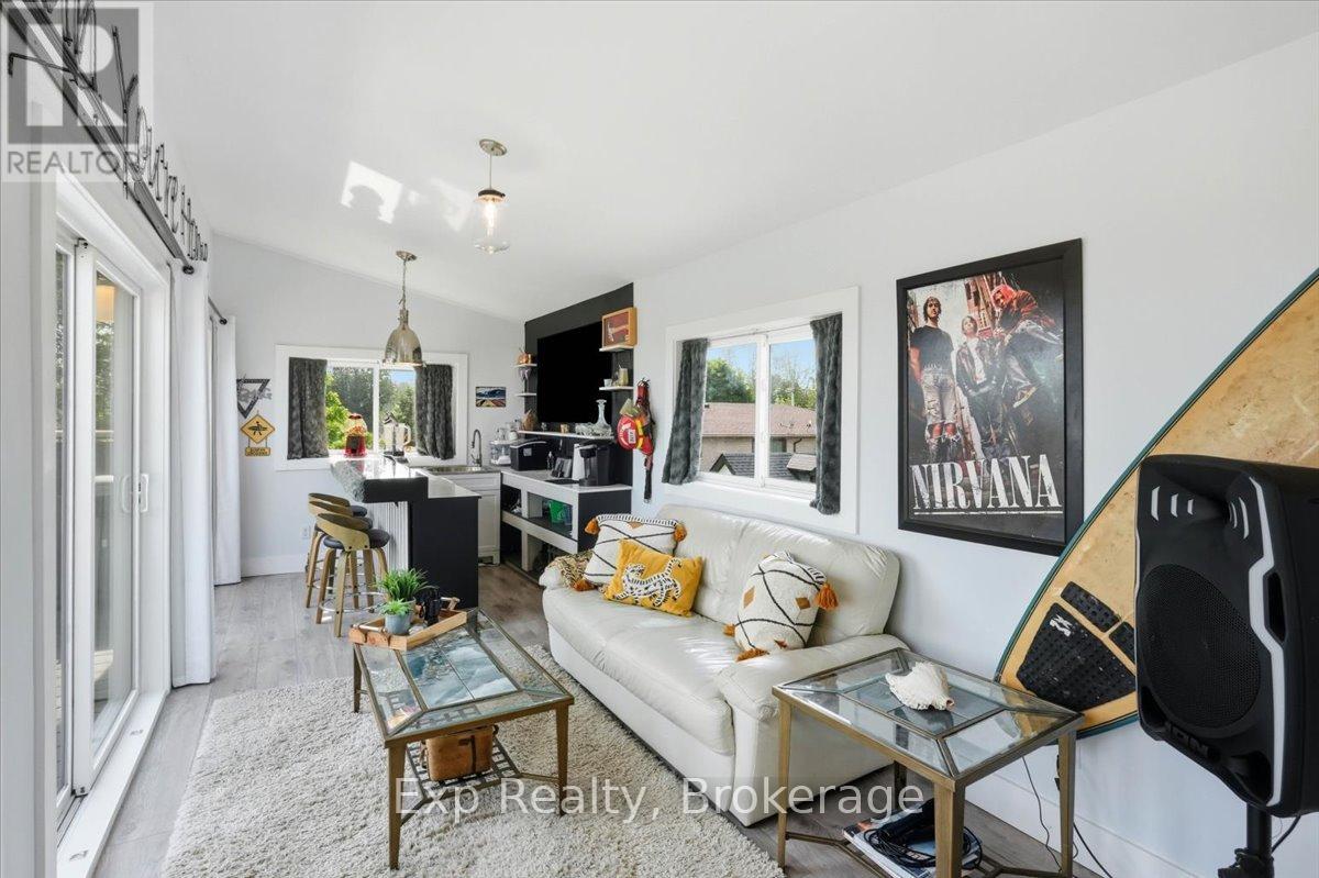27 GREENWAY CIRCLE - 26