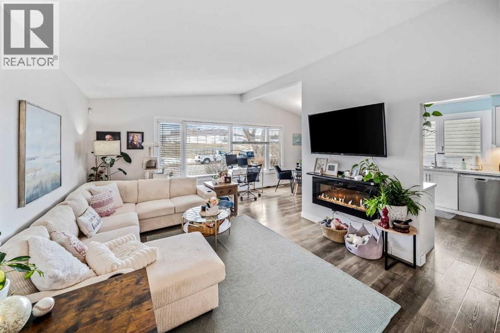 5516 Taylor Crescent NE - 4