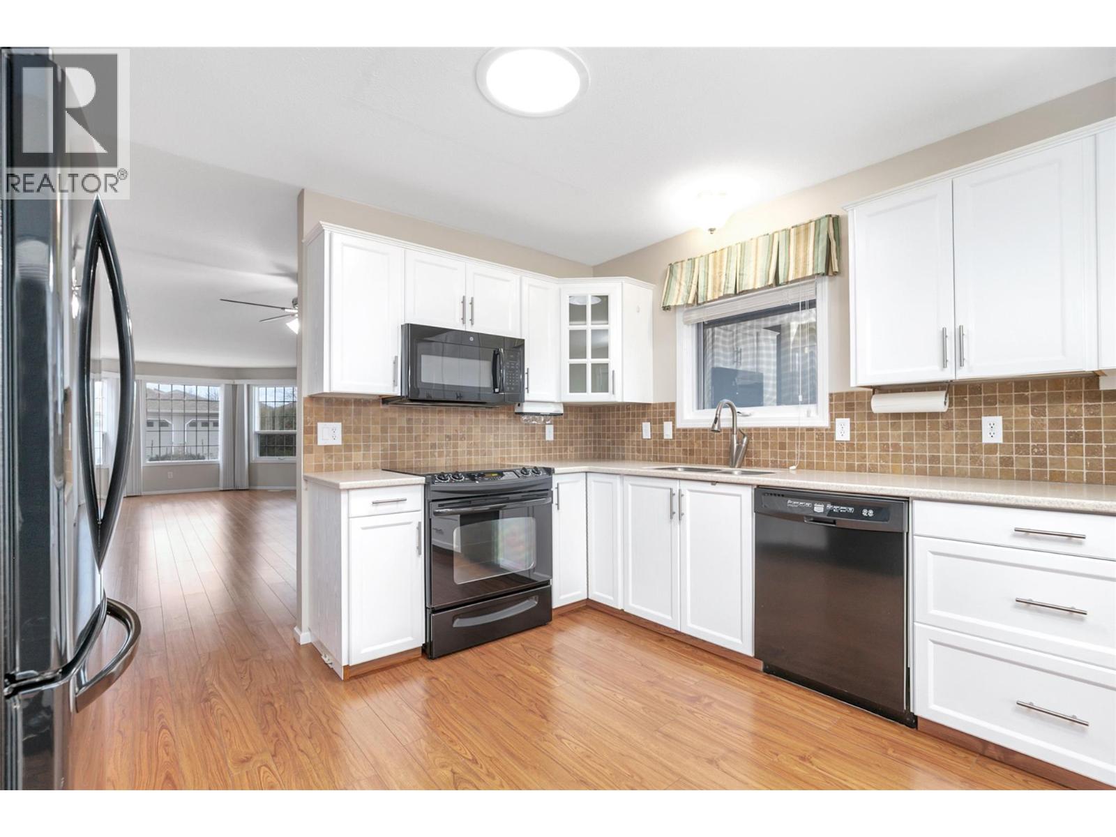 110 1201 Cameron Avenue, Kelowna