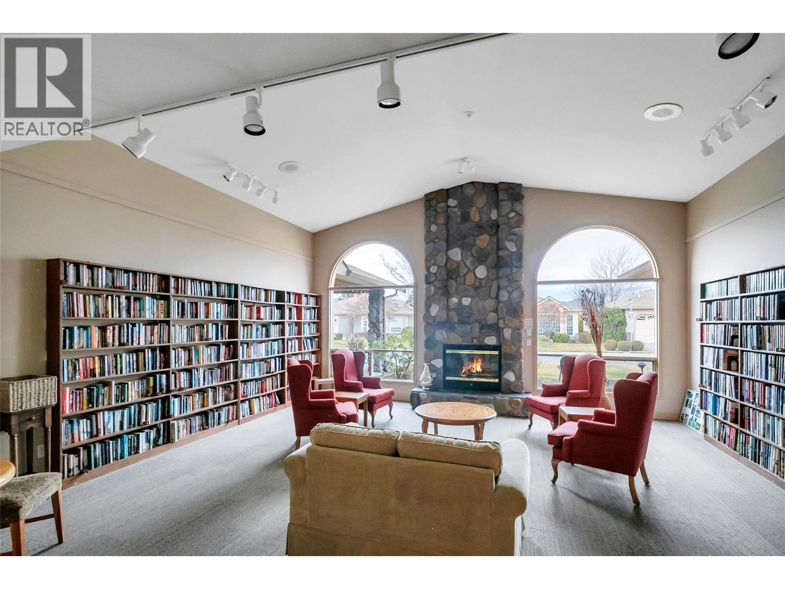 110 1201 Cameron Avenue, Kelowna