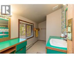 266 Moss Hill Pl, Metchosin, BC V9C3Z2 Photo 30