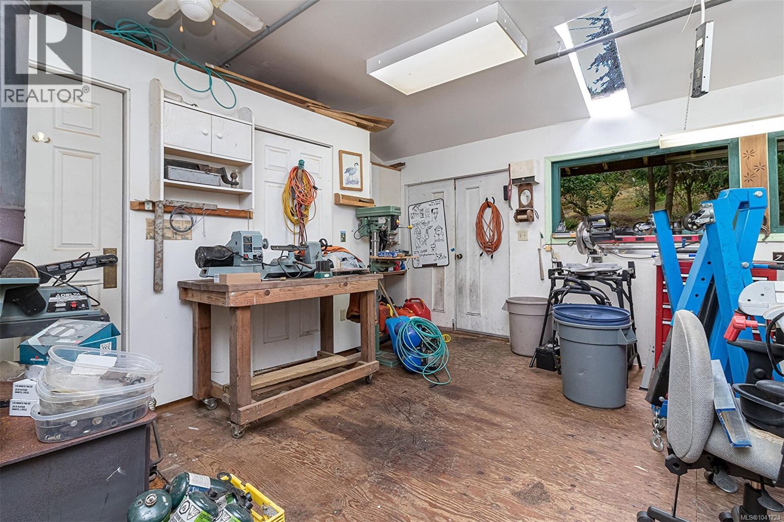 266 Moss Hill Pl - 63
