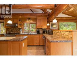 Family room - 266 Moss Hill Pl, Metchosin, BC V9C3Z2 Photo 15
