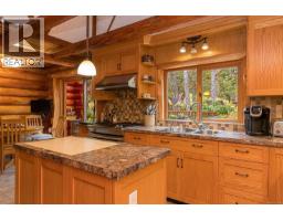 266 Moss Hill Pl, Metchosin, BC V9C3Z2 Photo 16