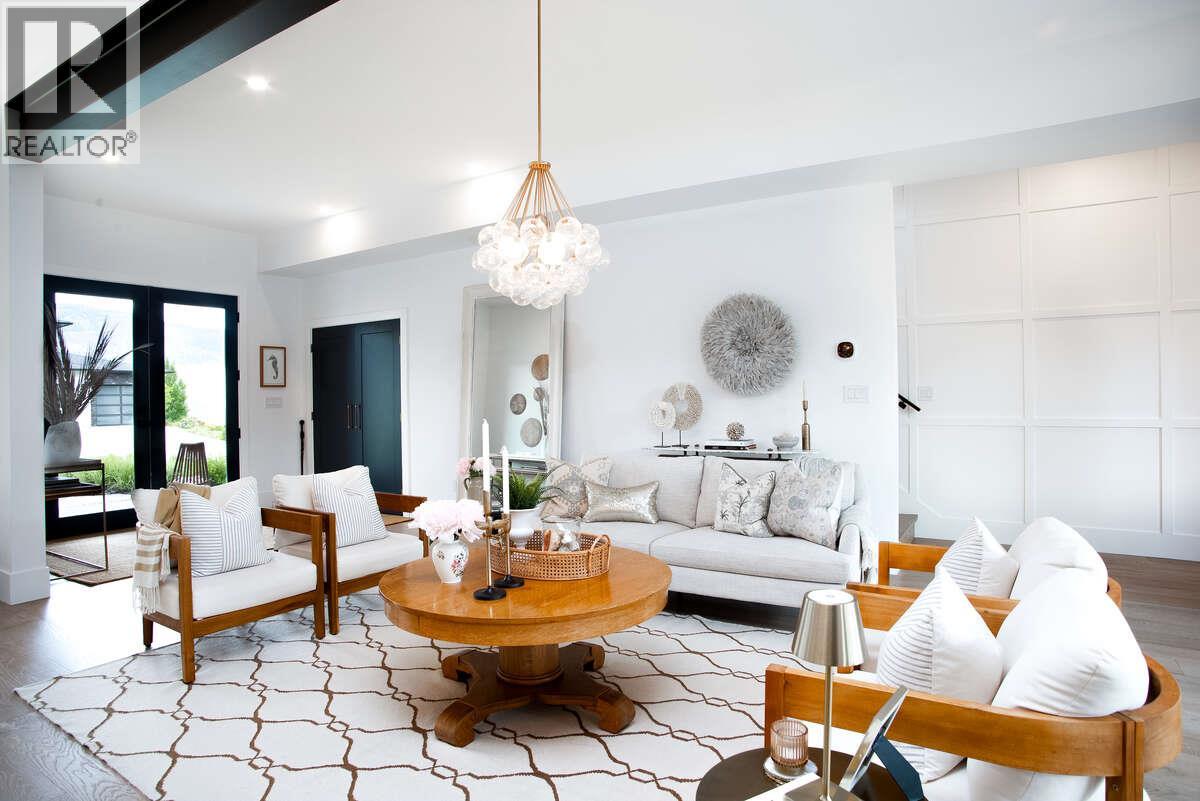 308 HOLLOWAY Drive - 10
