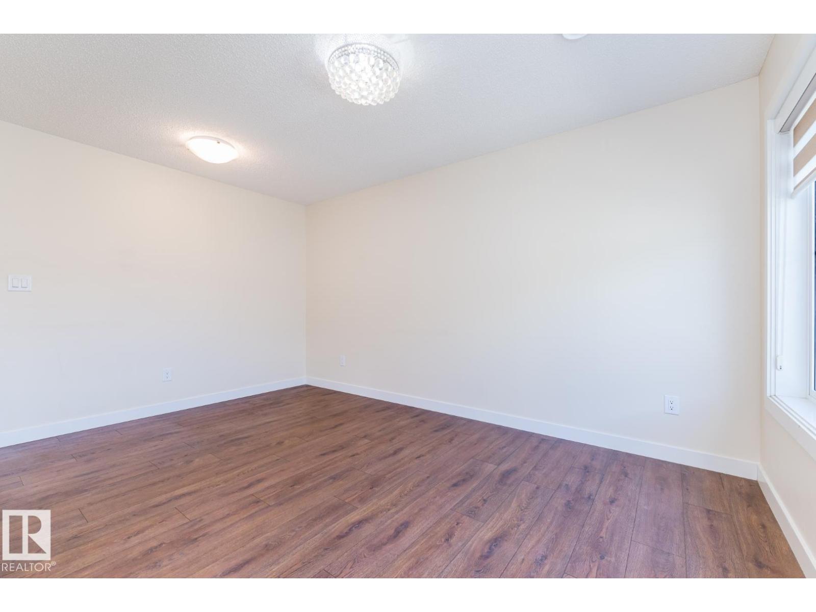 #81 1530 TAMARACK BV NW NW - 12