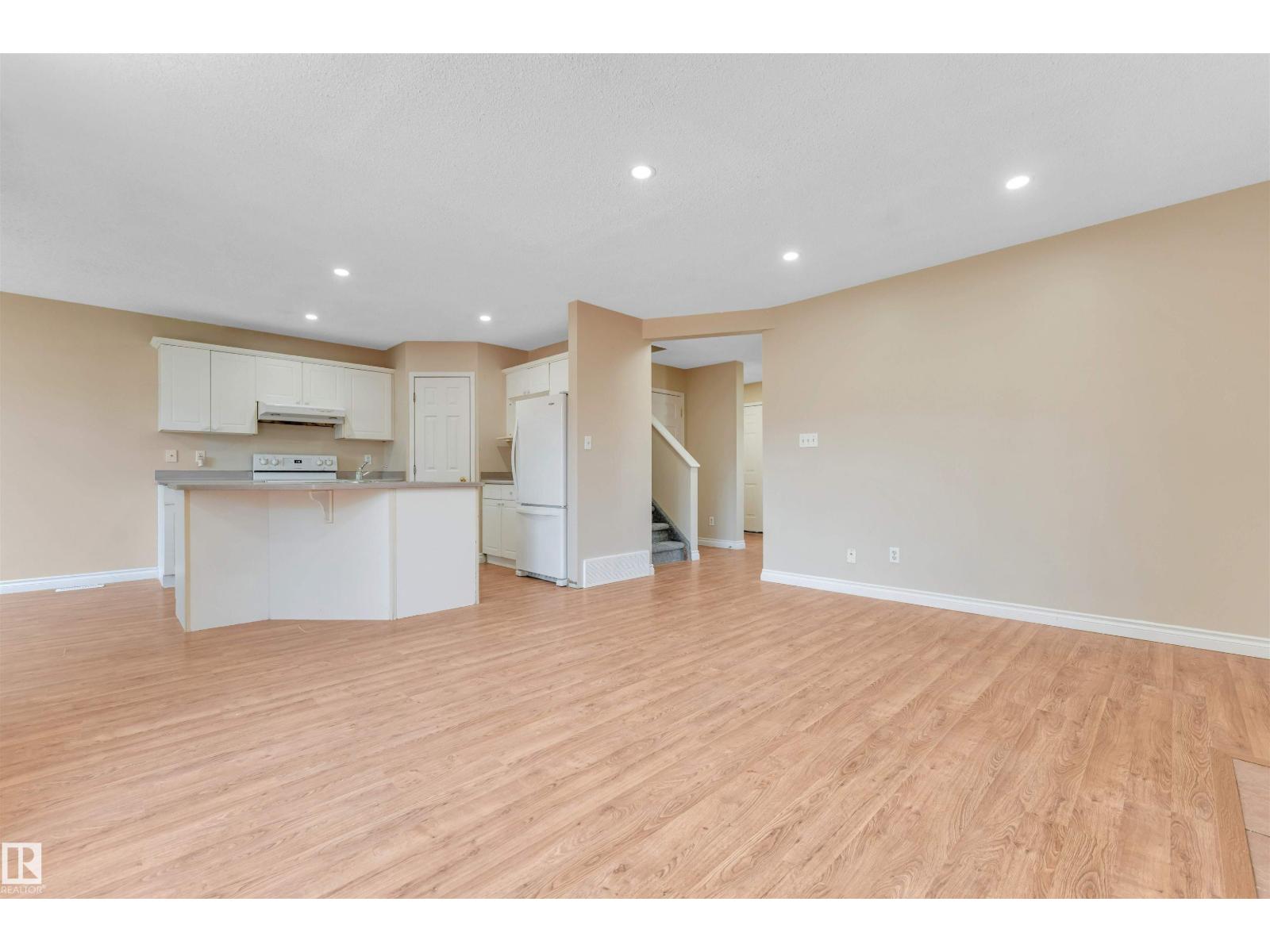 2321 37B AVE NW NW - 11