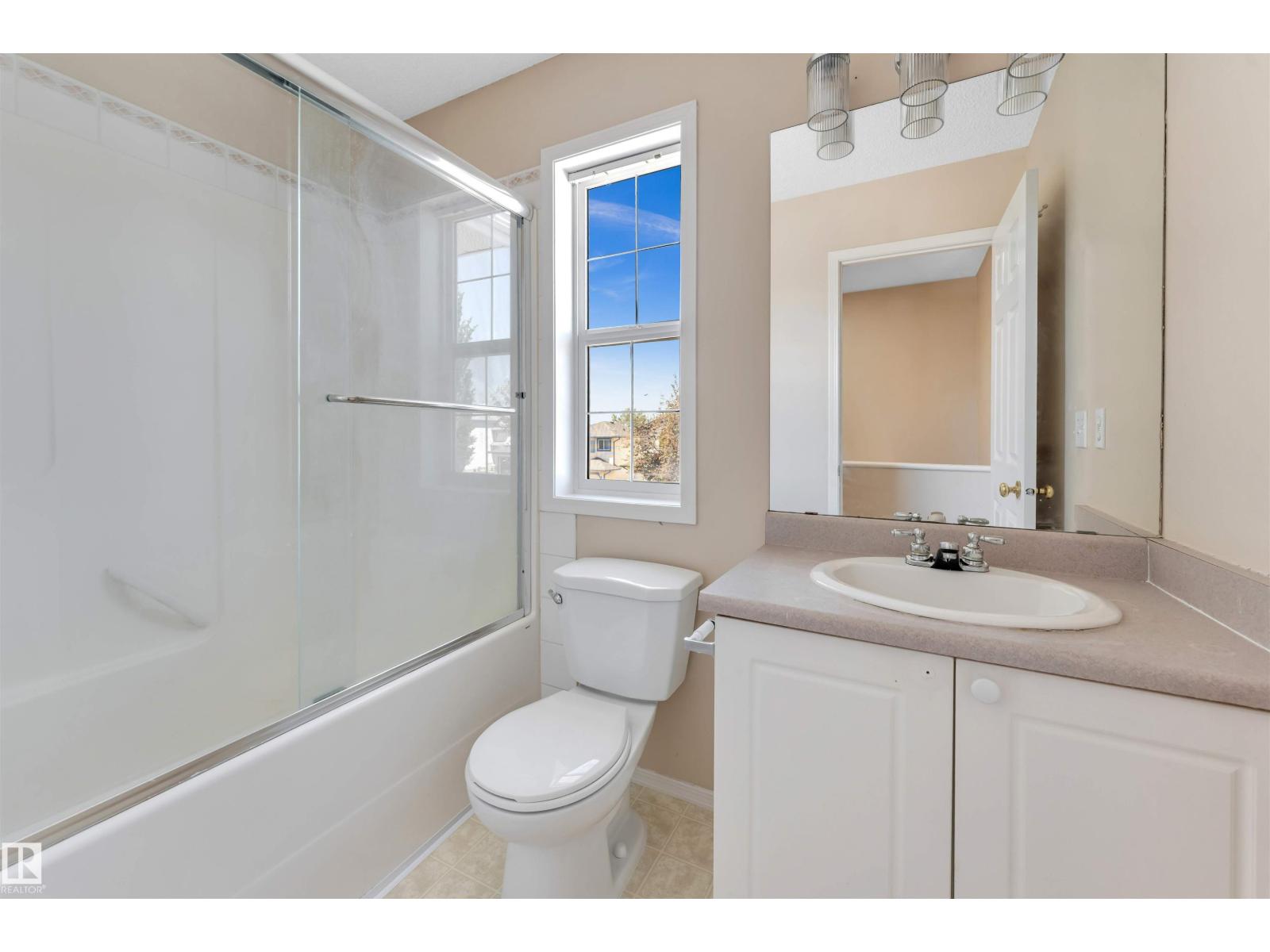 2321 37B AVE NW NW - 17