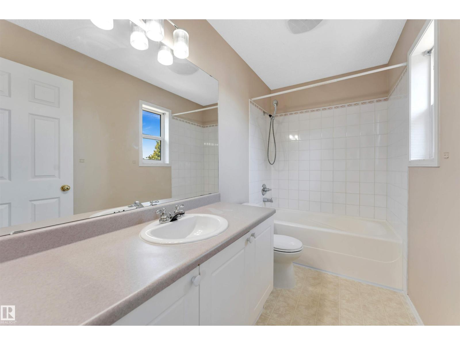 2321 37B AVE NW NW - 22