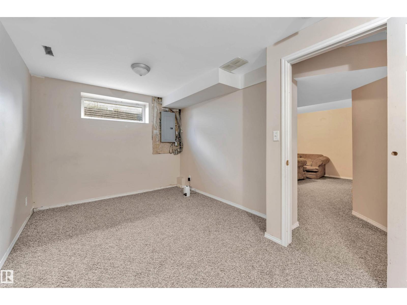 2321 37B AVE NW NW - 26