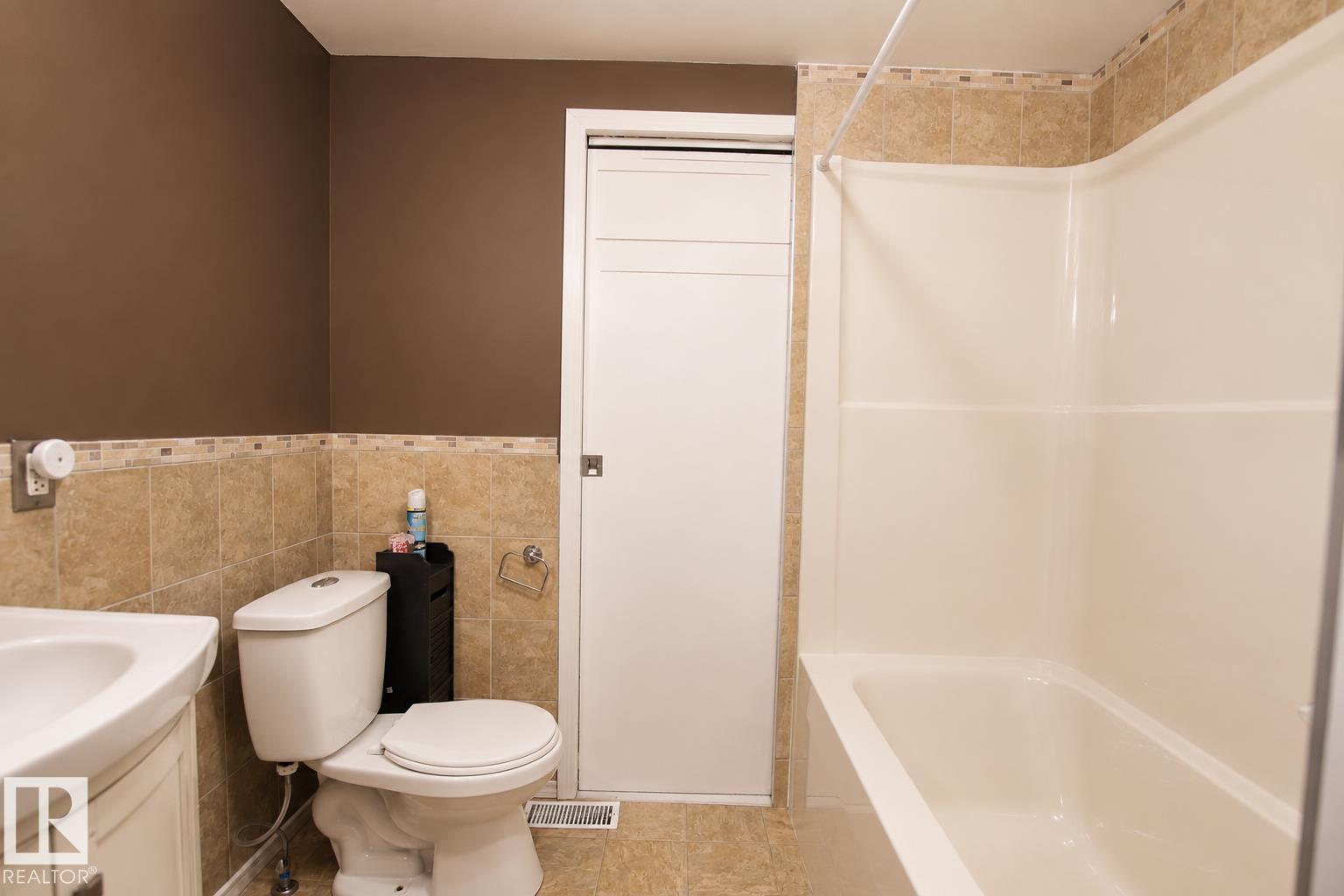 2415 West Oak WAY NW - 12