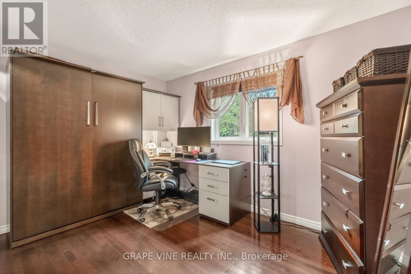 119 SIERRA WOODS DRIVE - 28