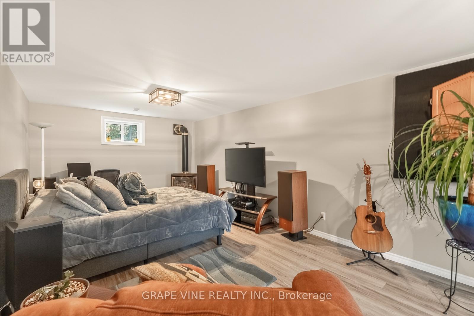 119 SIERRA WOODS DRIVE - 33