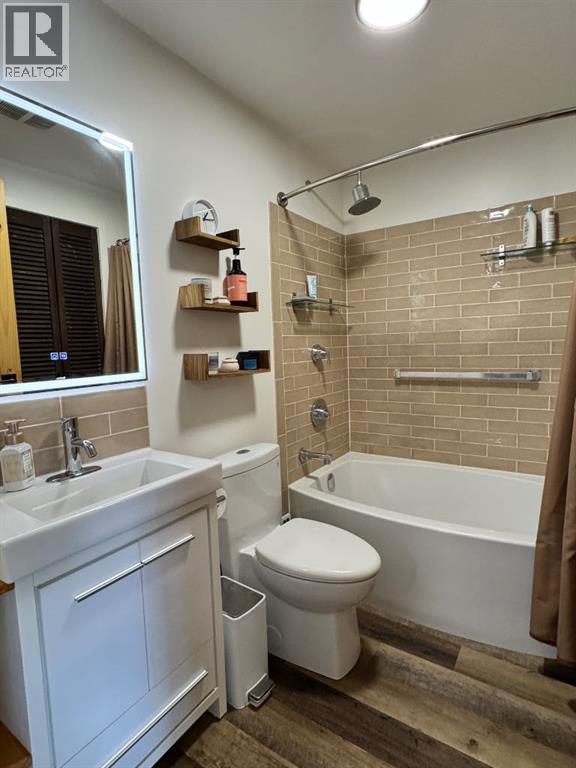 10612 111 Street — photo 26