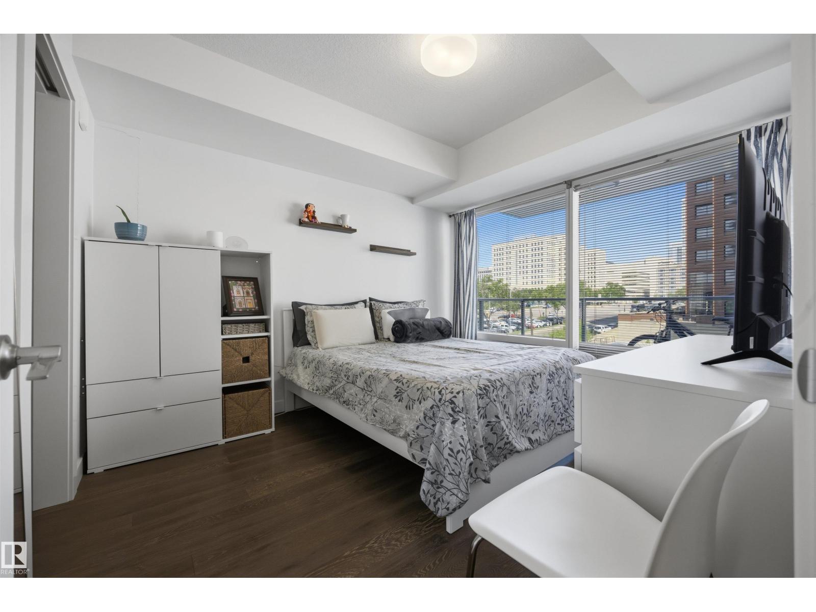#802 9720 106 ST NW - 12