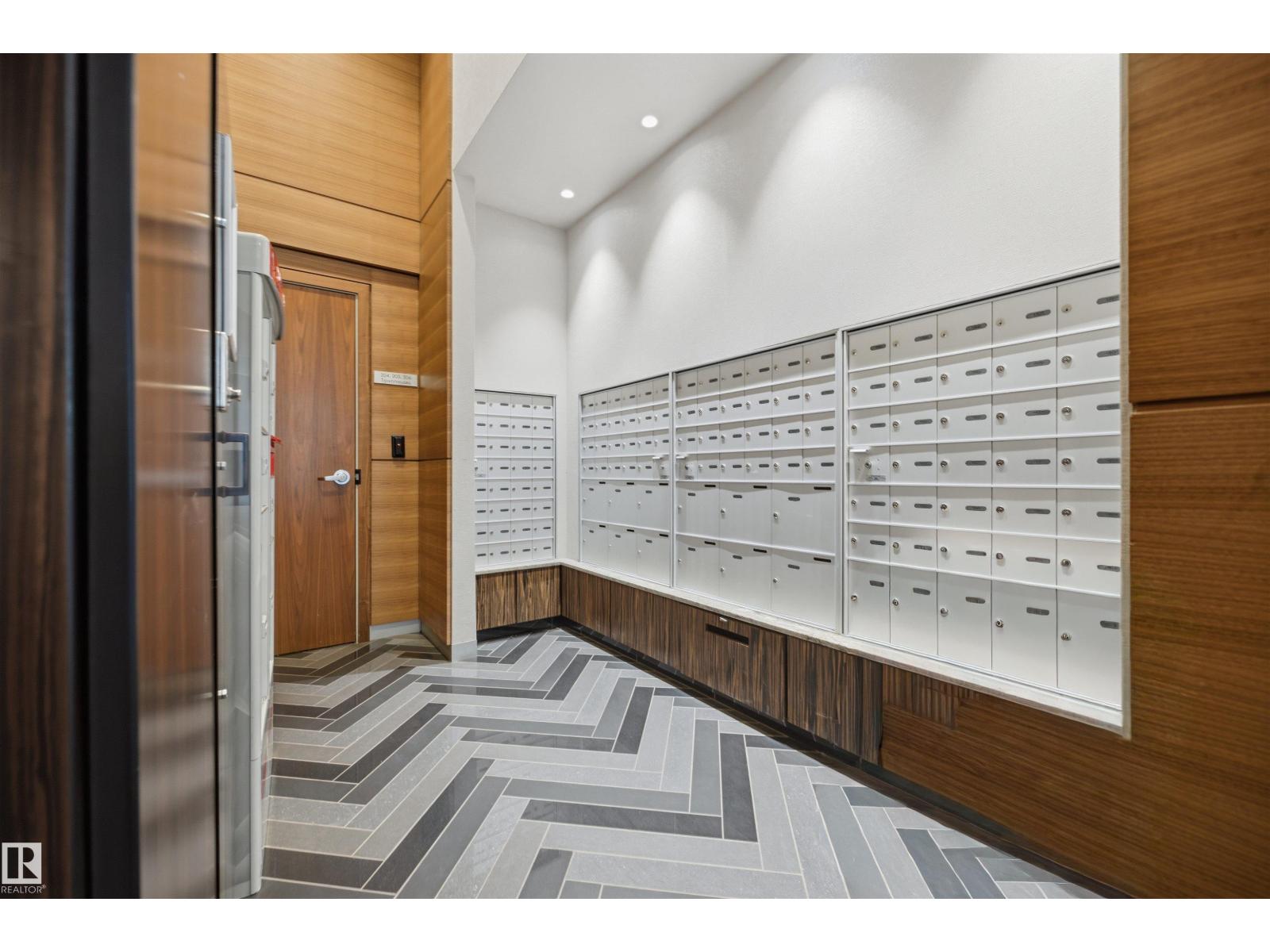 #802 9720 106 ST NW - 21