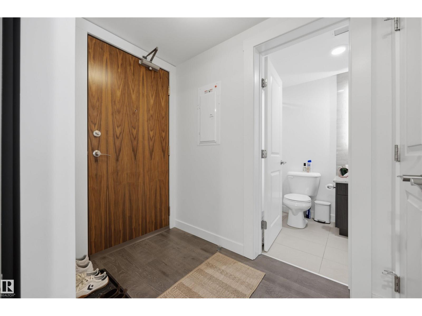 #802 9720 106 ST NW - 4