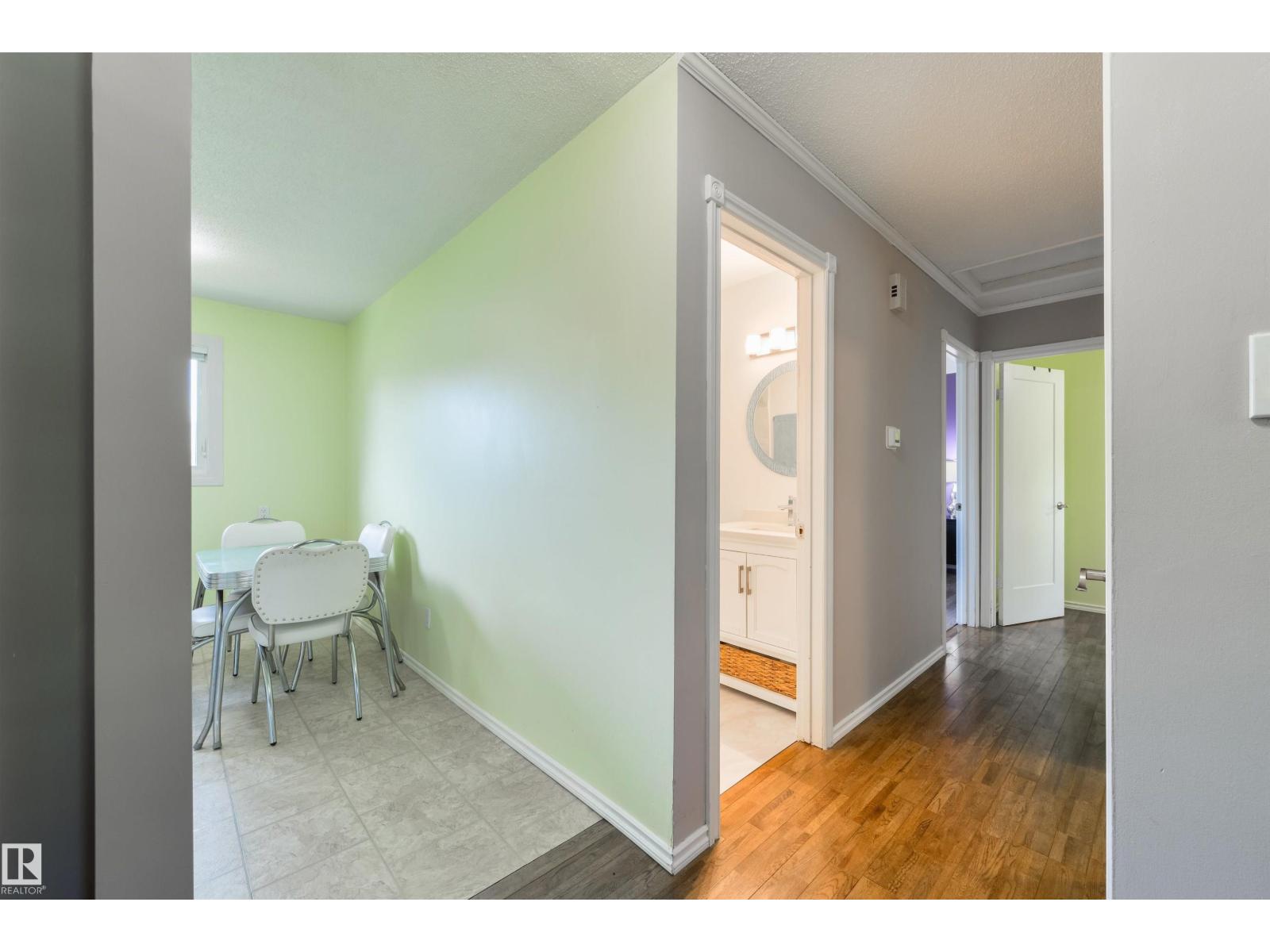 122 BROOKWOOD DR — photo 13