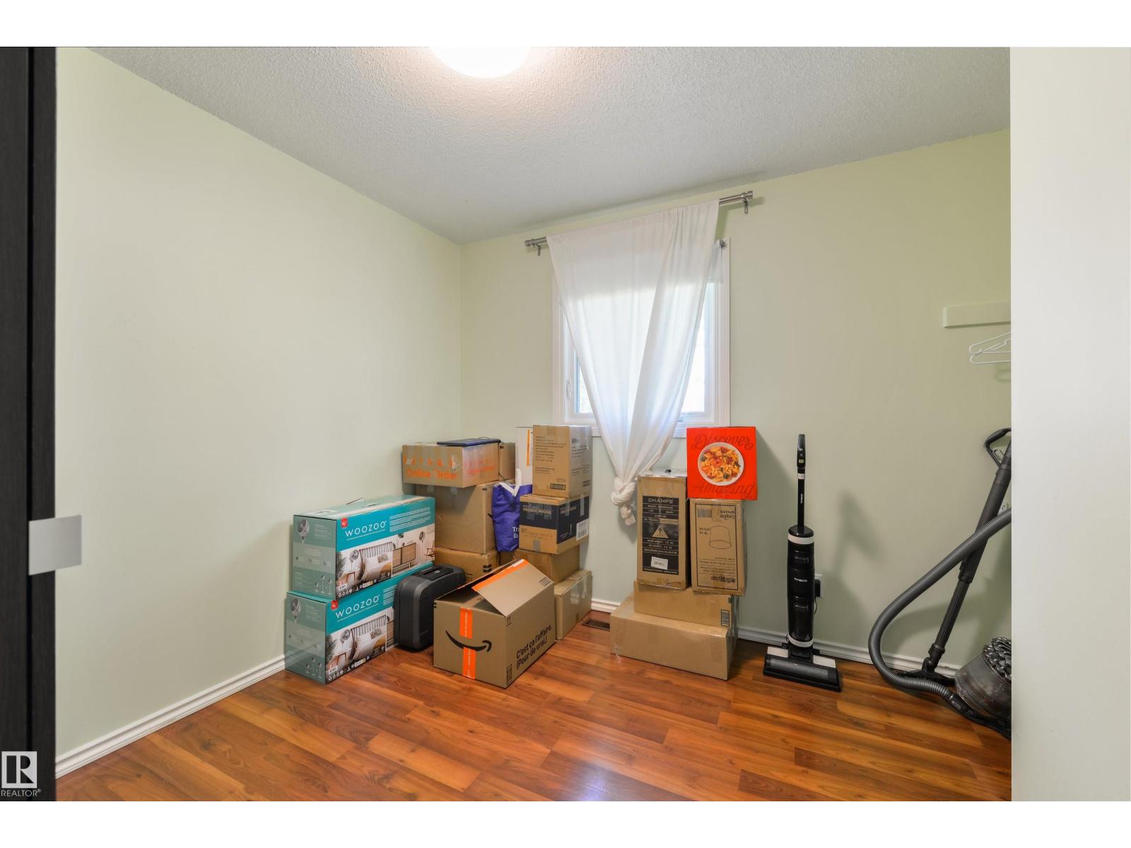 122 BROOKWOOD DR — photo 15