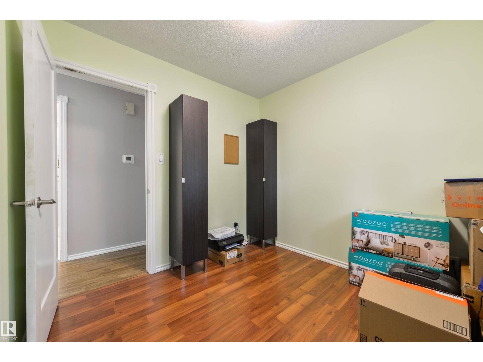 122 BROOKWOOD DR — photo 16