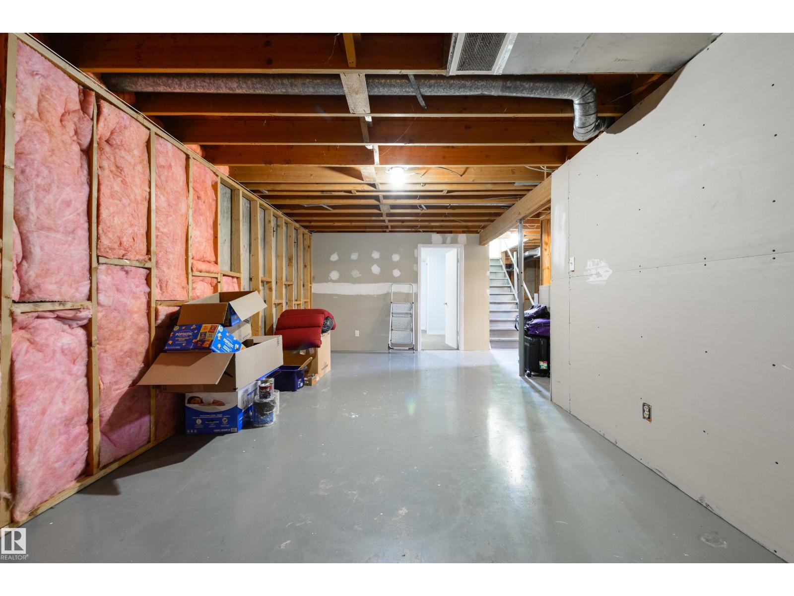 122 BROOKWOOD DR — photo 26