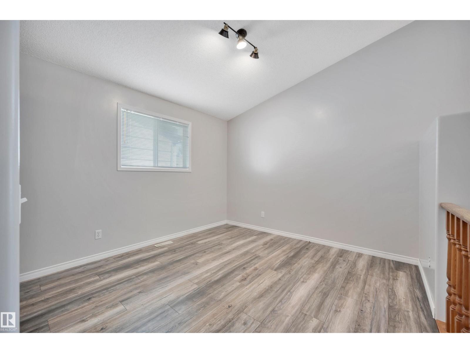 36 DAWSON CR — photo 21