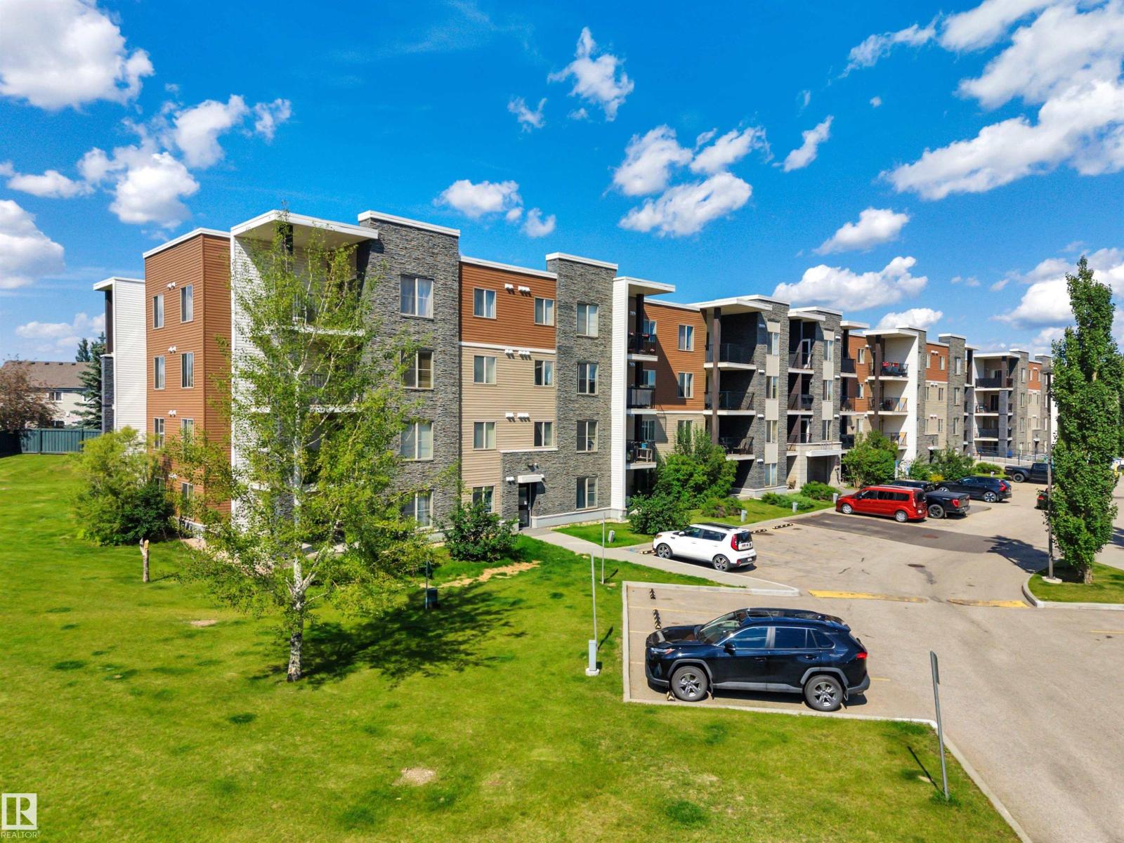 #402 11812 22 AV SW - 2