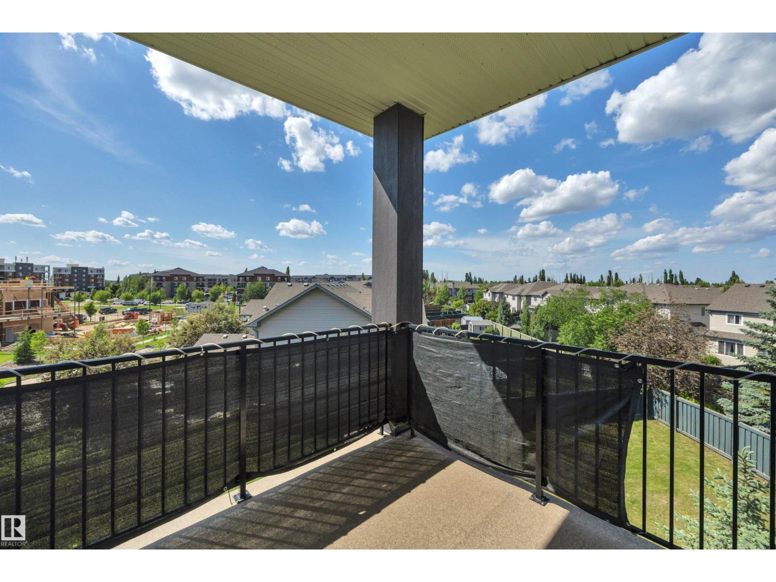 #402 11812 22 AV SW - 18
