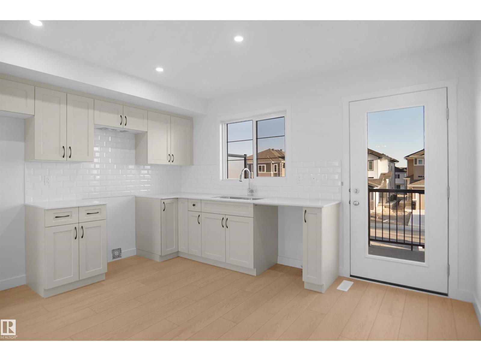 920 19 AV NW - 14