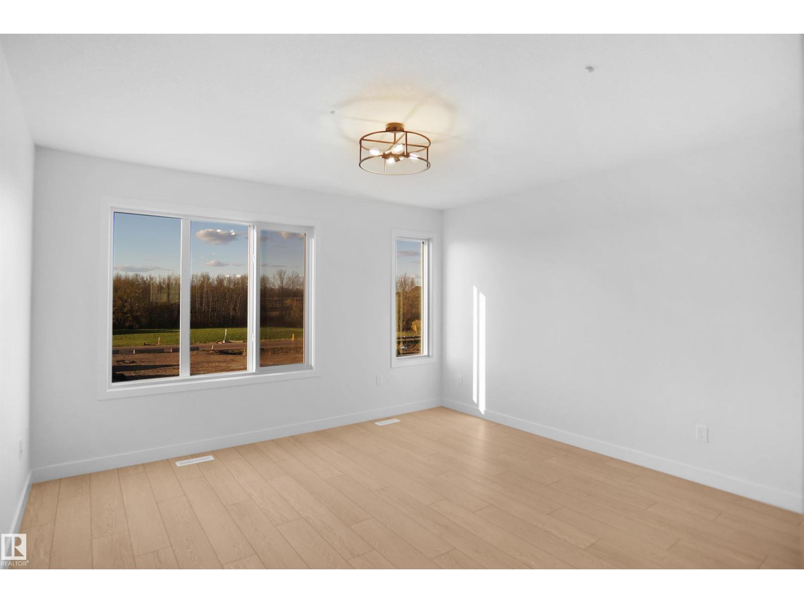 920 19 AV NW - 8