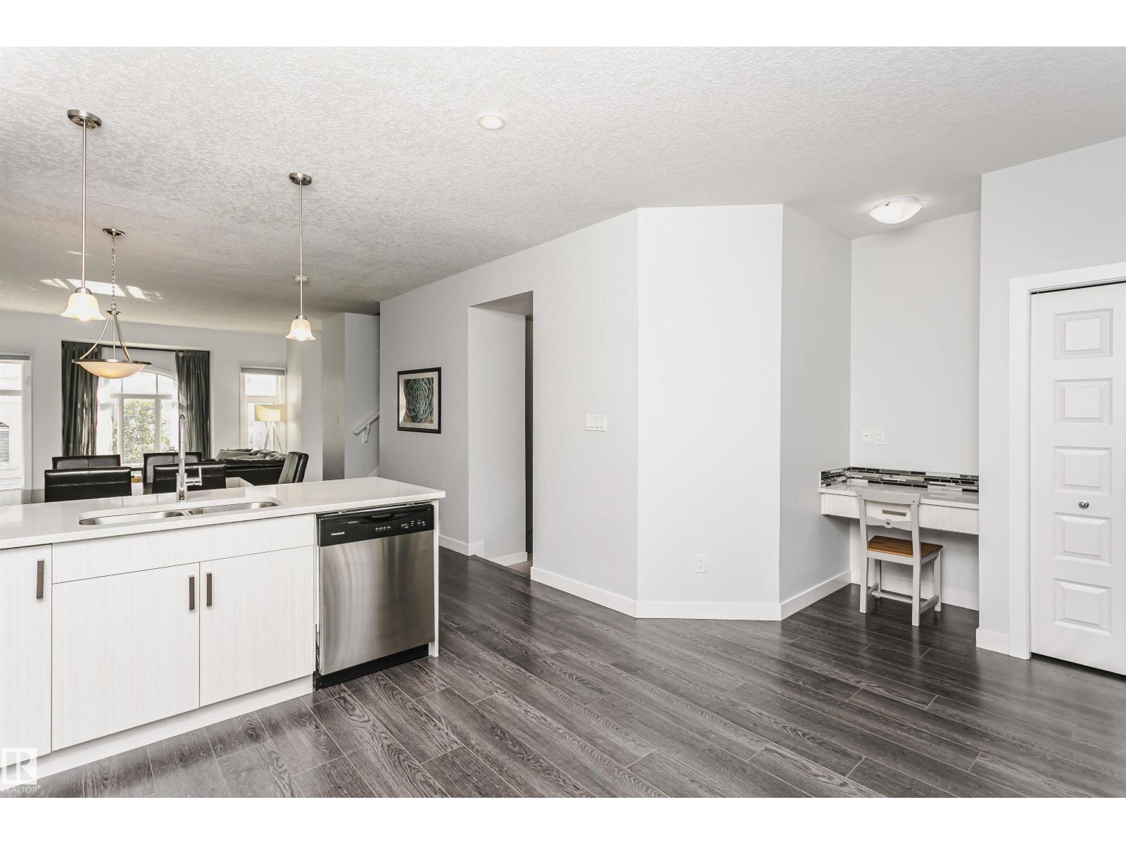 #55 723 172 ST SW - 13