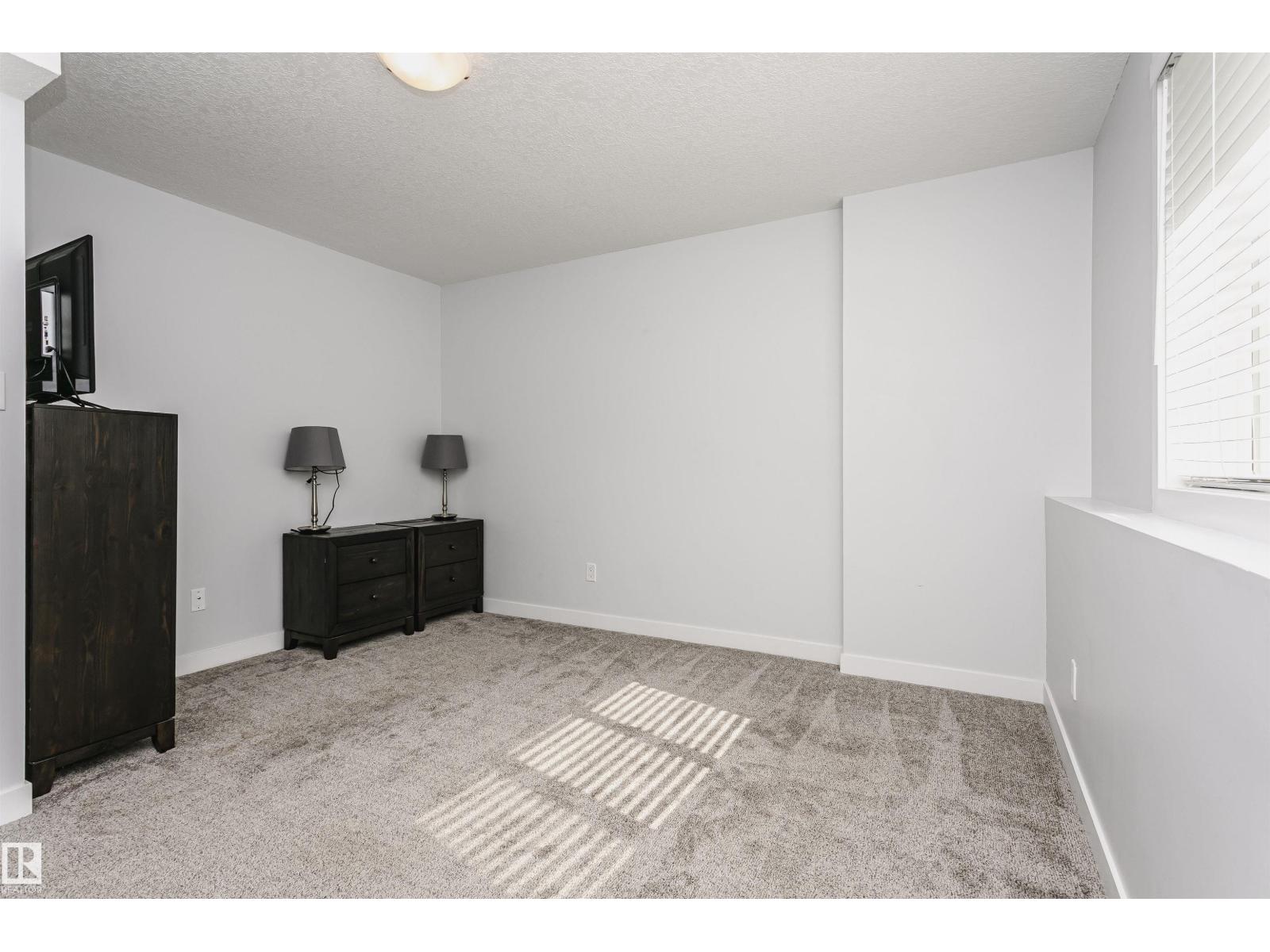 #55 723 172 ST SW - 34