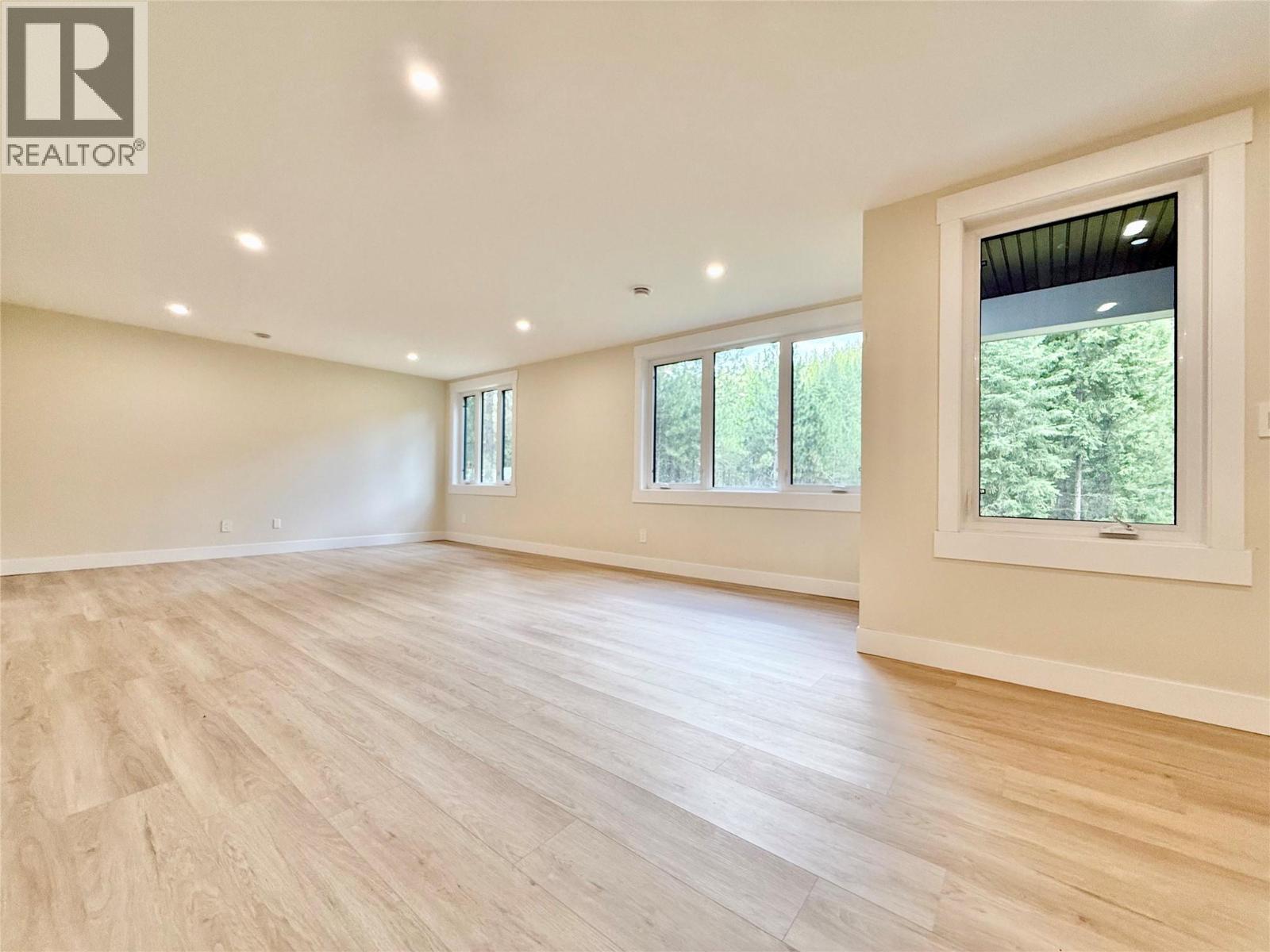 245 Prospect Drive - 31