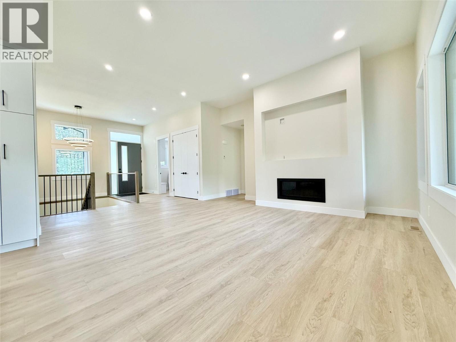 245 Prospect Drive - 11