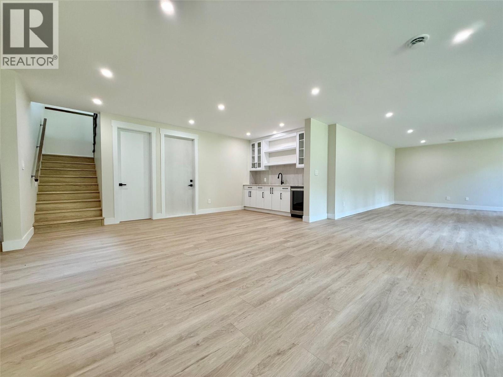 245 Prospect Drive - 29