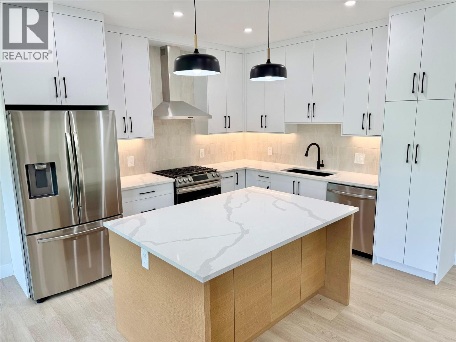 245 Prospect Drive - 7