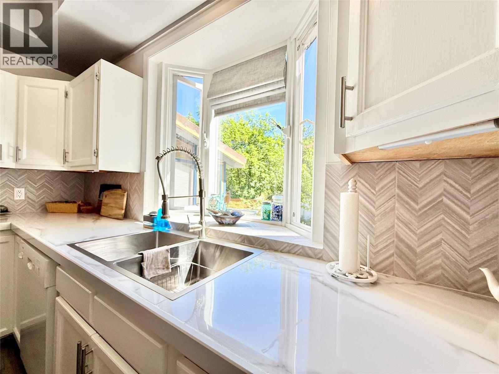 825 Central Avenue - 12