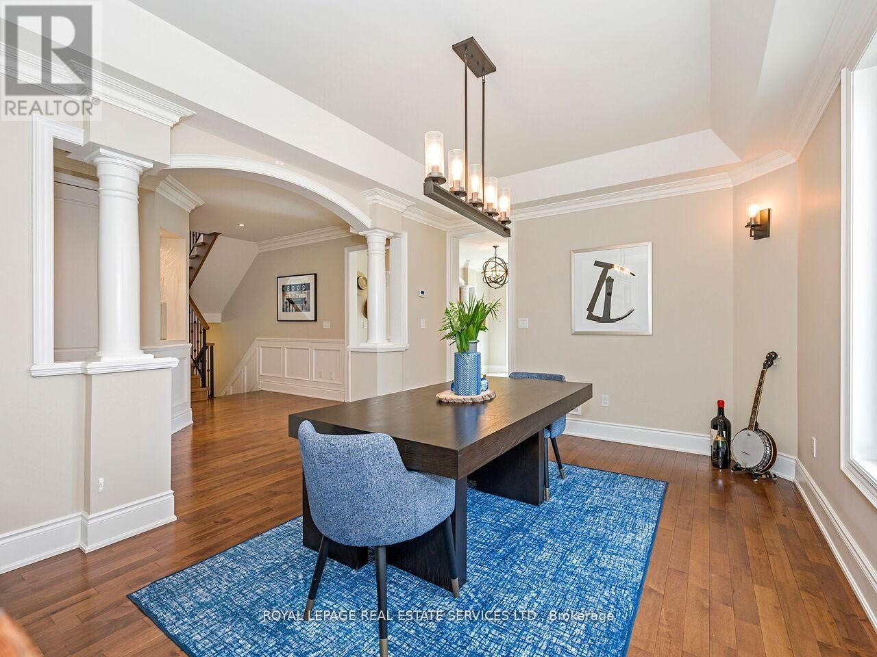 24 JOPLING AVENUE N - 12